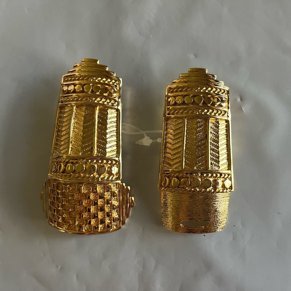 VTG Dotty Smith 1980’s Geometric Gold Tone Kissing Belt Buckle EUC/NWOT